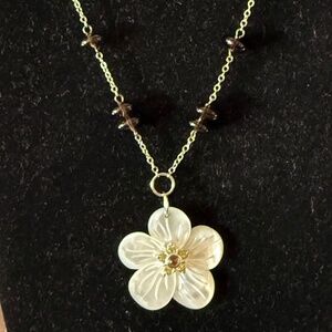 Ross Simon vintage SS mother of pearl flower pendant with peridot & smokey topaz